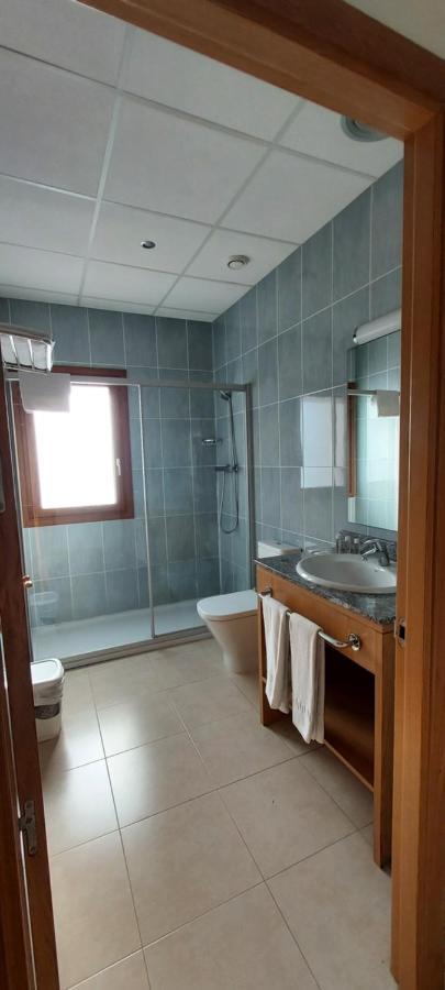 Hotel Font Del Pla La Jonquera Ngoại thất bức ảnh