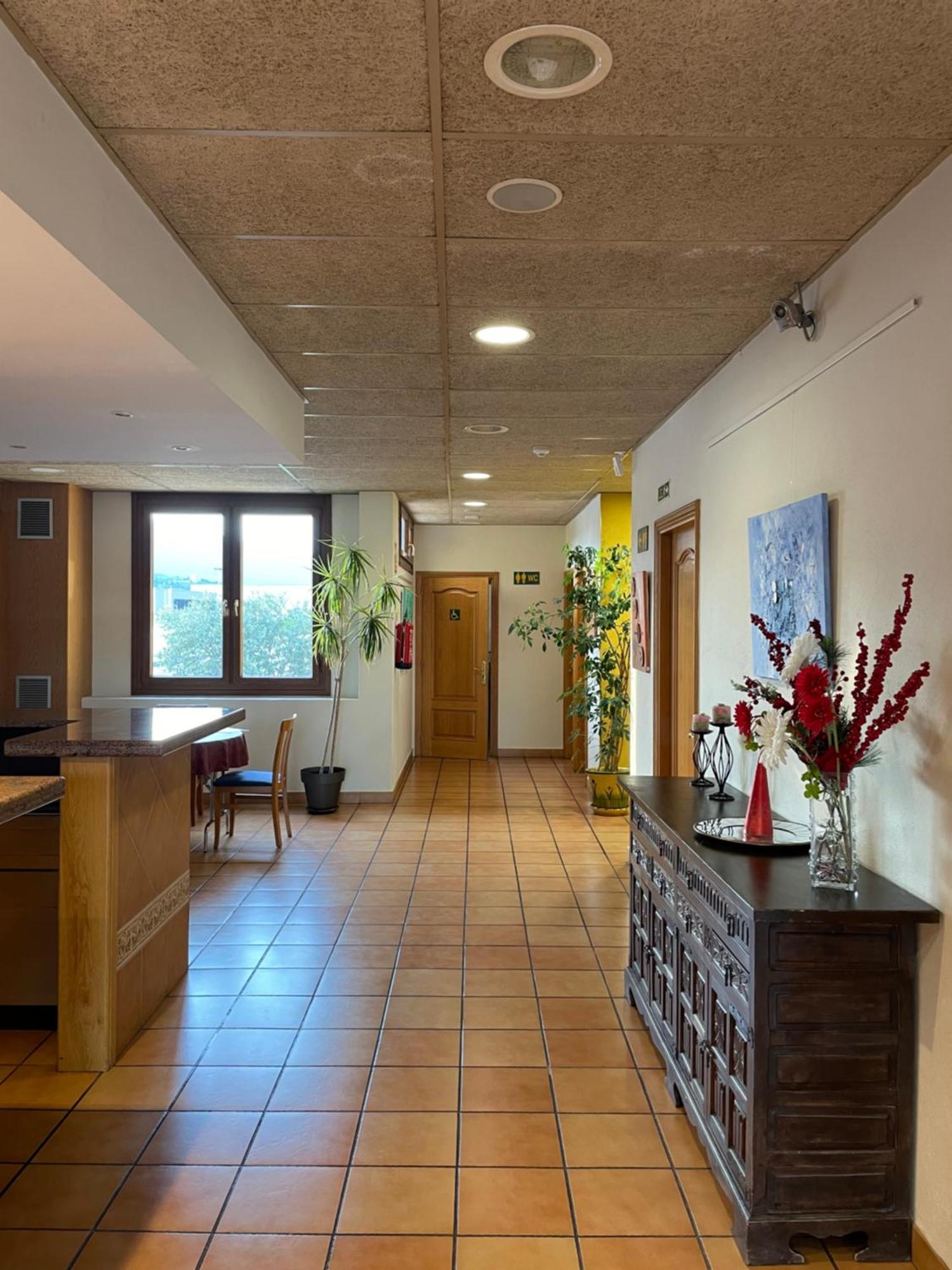 Hotel Font Del Pla La Jonquera Ngoại thất bức ảnh
